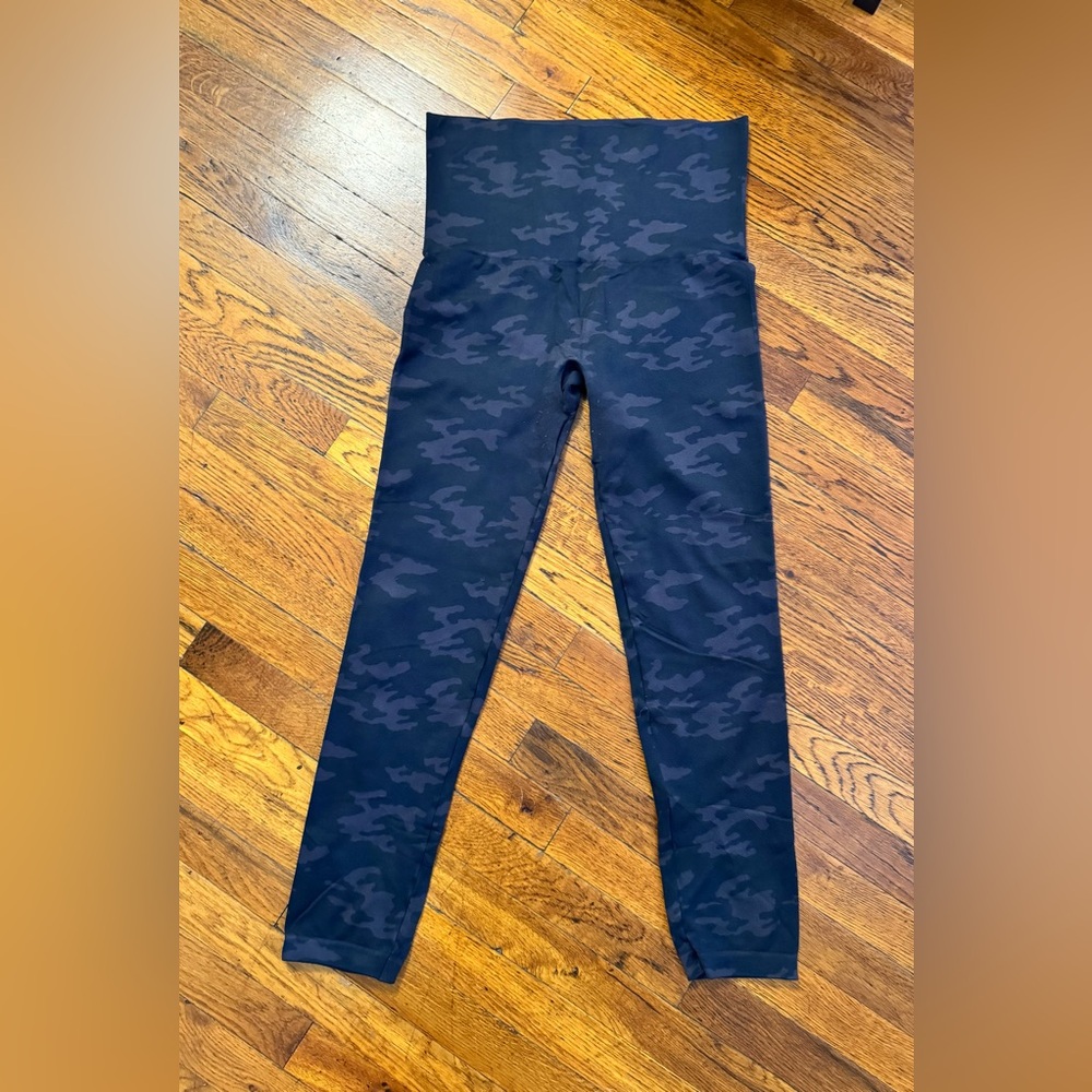SPANX 2X Camouflage Leggings